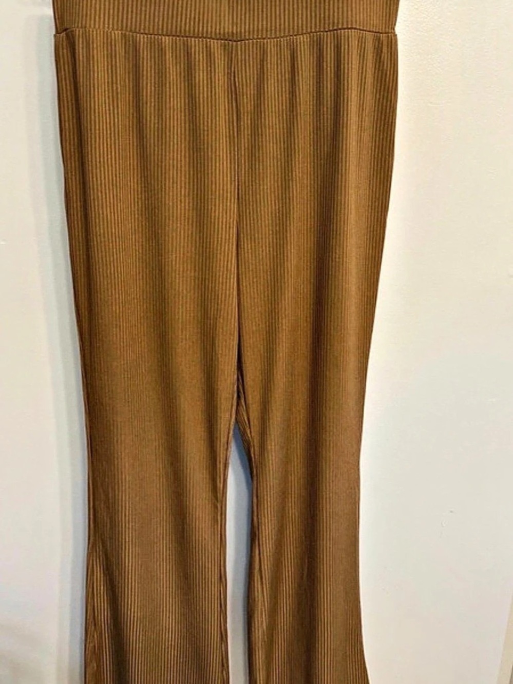 Comfy Ribbed Knit Flare Leg Pants • Size XL • Caramel Brown, Like New